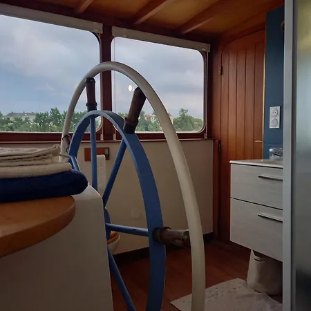 Guest house Peniche Uhartea D'hotes 