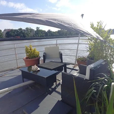 Peniche Uhartea D'hotes 