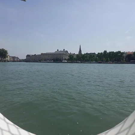 Guest house Peniche Uhartea D'hotes 