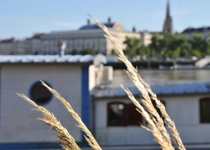 Guest house Peniche Uhartea D'hotes 